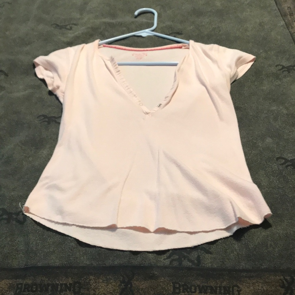 American Eagle shirt